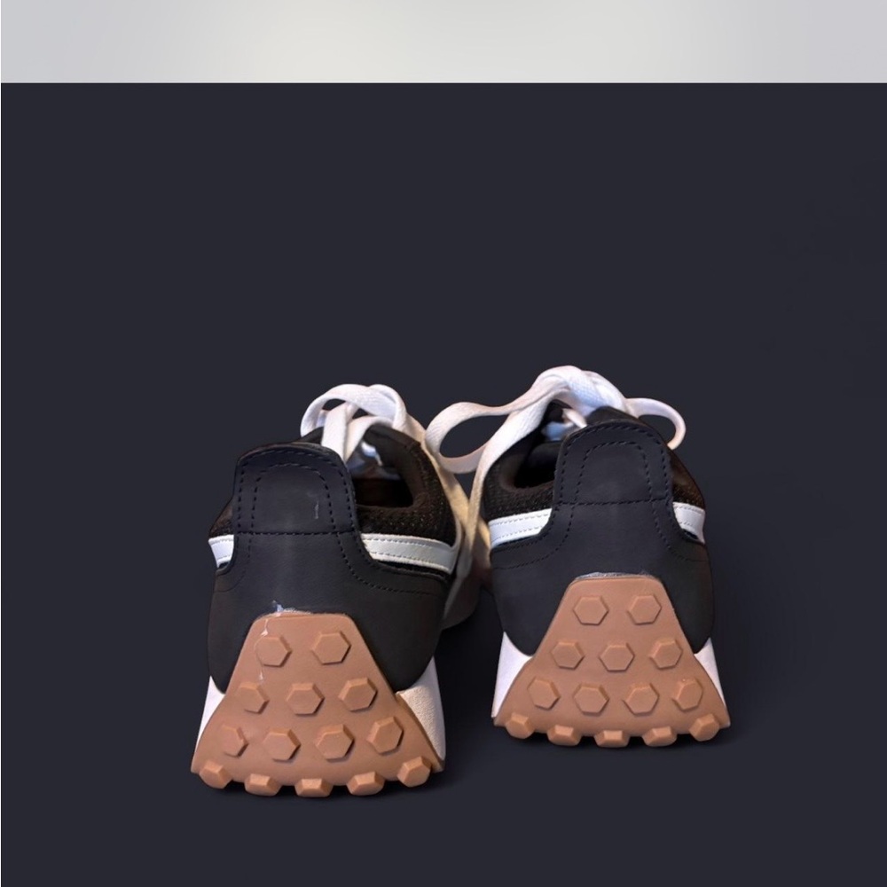 DV by Dolce Vita Black and White Athletic Shoes - Picture 3 of 4